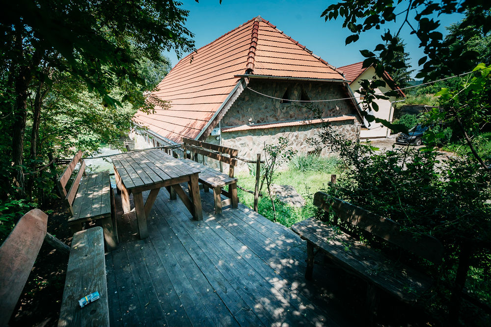 pensiunea Moara de Piatra Carta